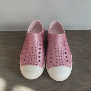 Native Jefferson Bling Pink Slip Ons